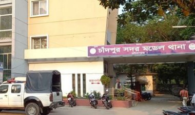 চাঁদপুরে কাভার্ডভ্যান-মোটরসাইকেল সংঘর্ষে ২ যুবক নিহত