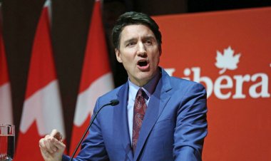 মার্কিন পণ্যে পাল্টা ২৫ শতাংশ শুল্কের ঘোষণা ট্রুডোর