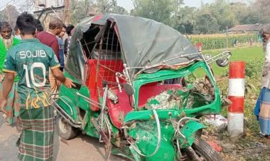  ময়মনসিংহে ট্রাক-সিএনজিচালিত অটোরিকশার মুখোমুখি সংঘর্ষে নিহত ৩