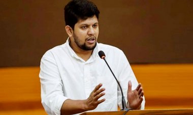 মাহফুজ আলম জামায়াত শাপলাকে, আওয়ামী লীগ শাহবাগকে প্রক্সি হিসেবে ব্যবহার করেছে