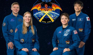 অবশেষে আটকে পড়া মহাকাশচারীদের ফেরাতে রওনা দিল মহাকাশযান