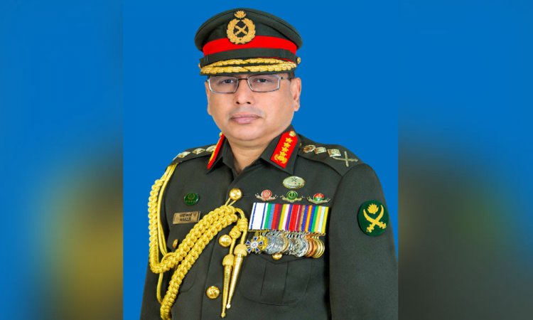 সেন্ট্রাল আফ্রিকান রিপাবলিকে গেলেন সেনাপ্রধান