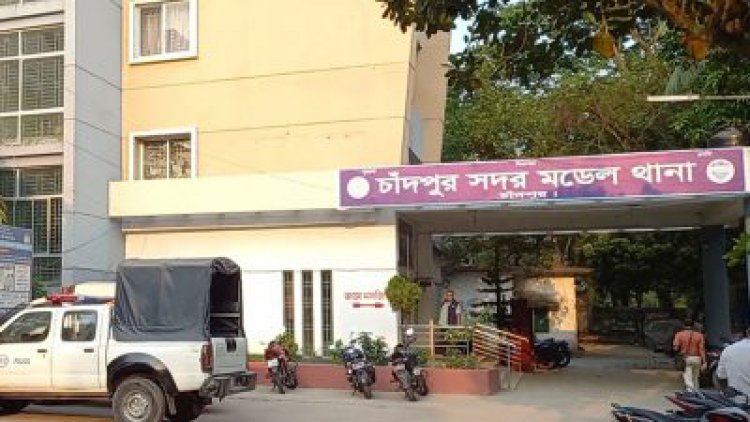 চাঁদপুরে কাভার্ডভ্যান-মোটরসাইকেল সংঘর্ষে ২ যুবক নিহত