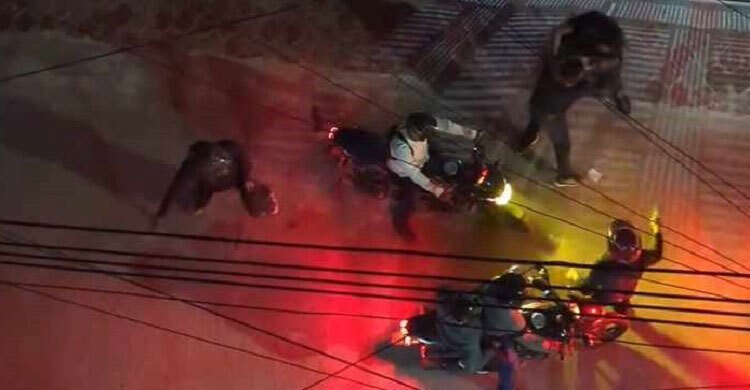  বনশ্রীতে সোনা লুট ছিনতাইয়ে ব্যবহৃত ৩ মোটরসাইকেলের একটিরও ছিল না নম্বর প্লেট