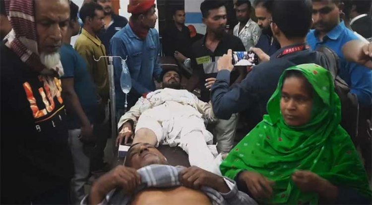 ইউনিয়ন বিএনপি অফিসে দুর্বৃত্তদের বোমা হামলা, আহত ৩