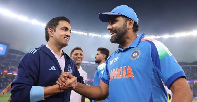  এখনই অবসর নিচ্ছেন না রোহিত