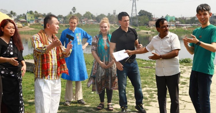 বিদেশিদের সময়জ্ঞান, নিষ্ঠা দেখে আমি মুগ্ধ : হানিফ সংকেত