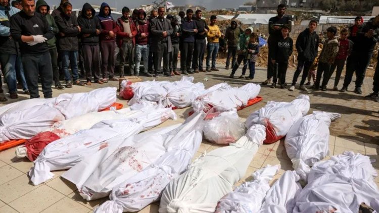 ইসরাইলি হামলায় ৩ দিনে ২০০ শিশুর প্রাণহানি