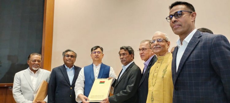 জাতীয় ঐকমত্য কমিশনে মতামত জমা দিয়েছে বিএনপি