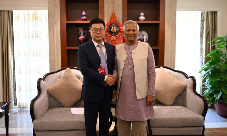 প্রধান উপদেষ্টার সঙ্গে চীনের রপ্তানি-আমদানি ব্যাংক চেয়ারম্যানের সাক্ষাৎ