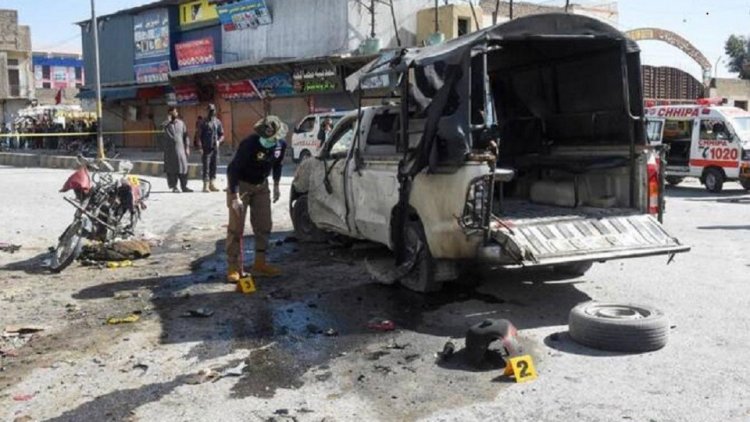 আফগান সীমান্তে হামলায় ৮ পাকিস্তানি সেনাসহ নিহত ৯