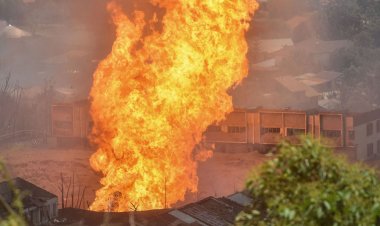 মালয়েশিয়ায় গ্যাস পাইপ ফেটে ভয়াবহ অগ্নিকাণ্ড