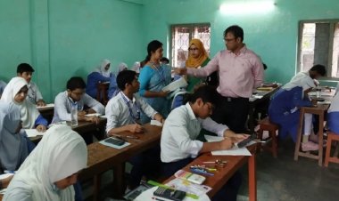 ৭ শিক্ষককে বহিষ্কার, কেন্দ্র সচিবকে অব্যাহতি