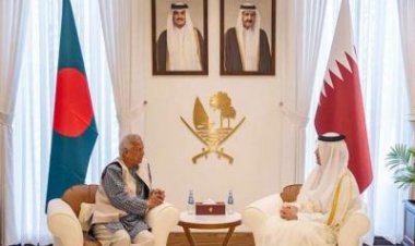 কাতারের প্রধানমন্ত্রীর সঙ্গে প্রধান উপদেষ্টার বৈঠক