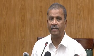 দেশের জন্য ভাবতে হবে জুলাই যোদ্ধাদের মতো: আইন উপদেষ্টা