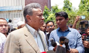 মামলা দিয়ে ‘হয়রানি’:  বিএনপি নেতাকর্মীদের ক্ষতিপূরণ দাবি আমির খসরুর