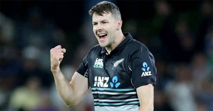  পাকিস্তানকে নাকাল করে প্রথমবার র‌্যাংকিংয়ের শীর্ষে কিউই পেসার