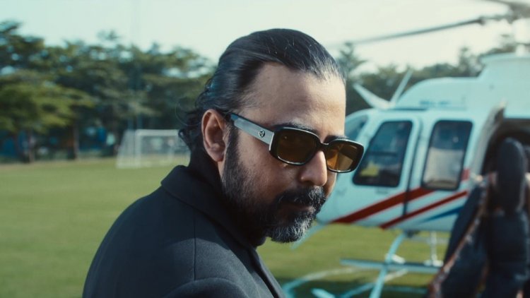 শো বেড়েছে ‘দাগি’র