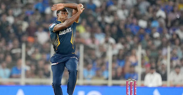  আইপিএল রেখে হঠাৎ দেশে ফিরলেন রাবাদা