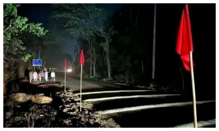 চট্টগ্রাম-কক্সবাজার মহাসড়ক তিন দিনেই ঝরেছে ১৬ প্রাণ, দুর্ঘটনাস্থলে বসলো গতিরোধক