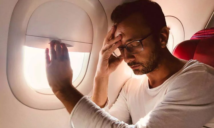 আরামদায়ক বিমান ভ্রমণের ৪ সহজ টিপস