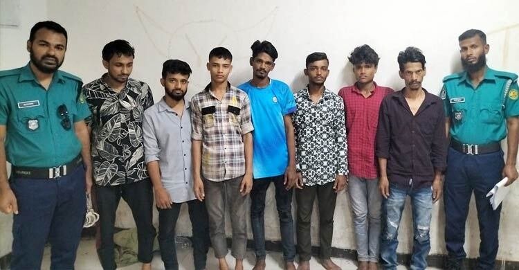  মোহাম্মদপুরে একদিনে গ্রেফতার ৭