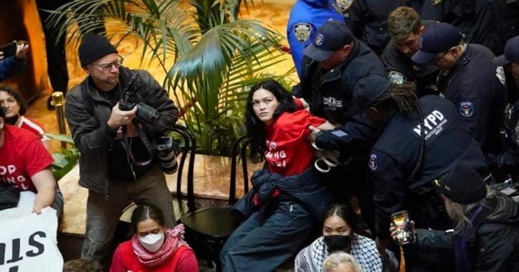 মাহমুদ খলিলের মুক্তির দাবিতে ওয়াশিংটনে বিক্ষোভ