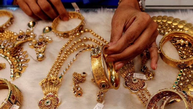 বাণিজ্যযুদ্ধের প্রভাব সোনায়, দামে নতুন রেকর্ড