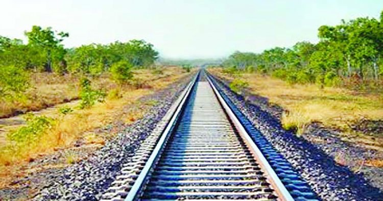 চাপা উত্তেজনার মধ্যে বাংলাদেশের সঙ্গে রেলওয়ে সংযোগ প্রকল্পের তহবিল স্থগিত করলো ভারত