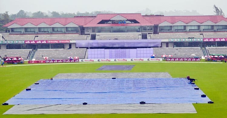  বৃষ্টির কারণে তৃতীয় দিনের খেলা শুরু হতে দেরি