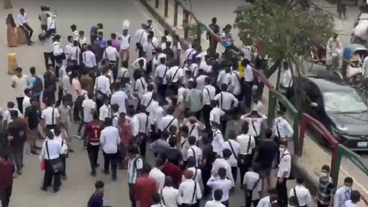 আবারও সংঘর্ষে ঢাকা কলেজ ও সিটি কলেজের শিক্ষার্থীরা