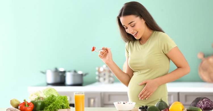  জন্মের আগেই যত্ন, মায়ের পাতে থাকুক পুষ্টিকর ৫ খাবার