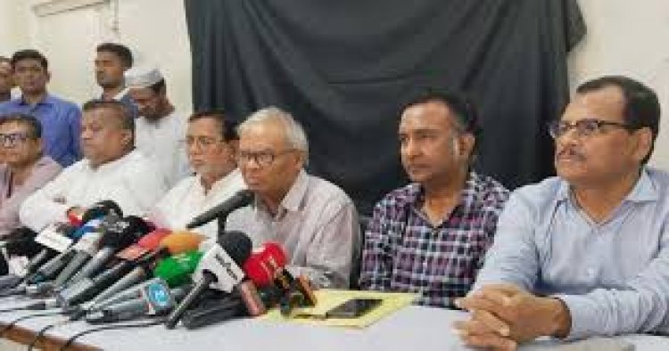 আওয়ামী নেতাদের ‘জামাই আদরে’ আদালতে হাজির করা হচ্ছে: রিজভী