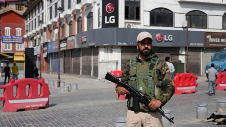 আলজাজিরাকে পাকিস্তানি সামরিক কর্মকর্তা: যে কোনো সময় হামলা করতে পারে ভারত