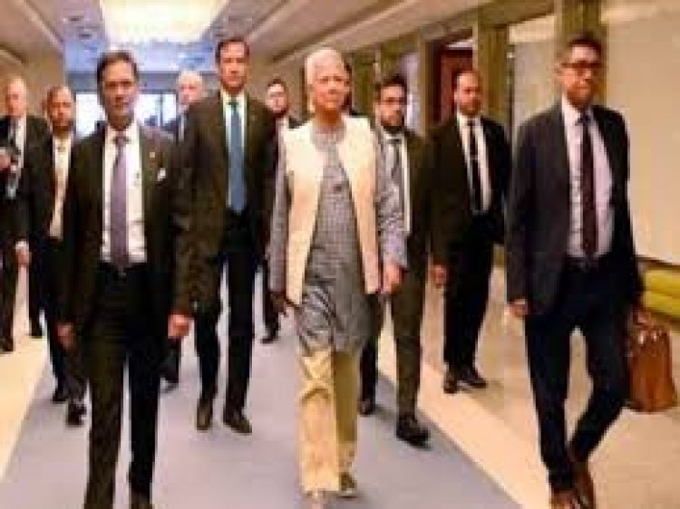 রোম ছেড়ে দেশের পথে প্রধান উপদেষ্টা