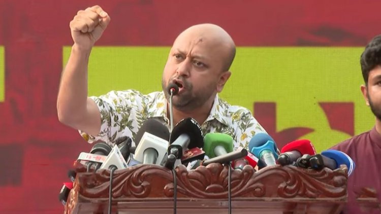 ‘আ. লীগের ব্যাপারে সিদ্ধান্ত সুশীল উপদেষ্টা, শাশুড়ি, দিল্লীর কথায় হবে না’- ব্যারিস্টার ফুয়াদ