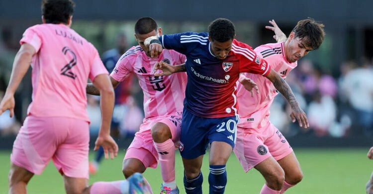  ৩-১ ব্যবধানে এগিয়ে গিয়েও হারলো মিয়ামি