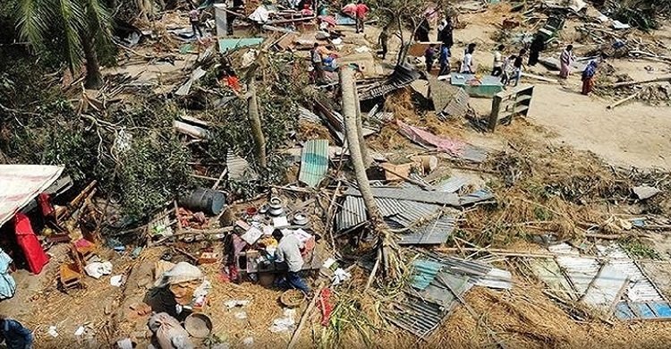  ভয়াল ২৯ এপ্রিল: স্বজন হারানোদের কান্নায় এখনো ভারী হয়ে ওঠে উপকূল