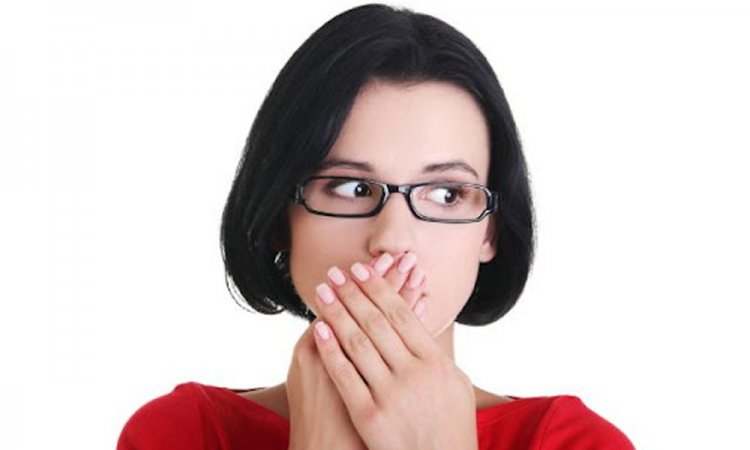 জীবনে যেসব পরিস্থিতিতে চুপ করে থাকাটাই ভালো