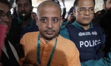 আরো ৪ মামলায় চিন্ময়কে গ্রেপ্তার দেখানোর আদেশ