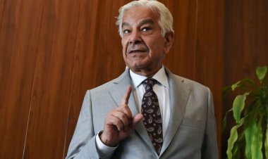 ভারতের মতো আমরা বেসামরিকদের টার্গেট করব না : খাজা আসিফ