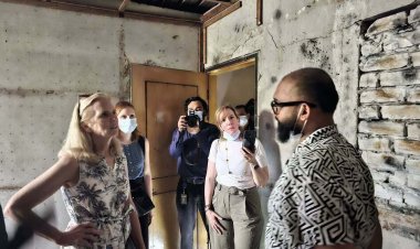 কেরি কেনেডির সামনে আয়নাঘরের দুঃসহ স্মৃতি বর্ণনা, কাঁদলেন মীর আহমদ