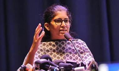 সাবধান, ছাত্রদের গায়ে যাতে একটা টোকাও না লাগে: উমামা ফাতেমা