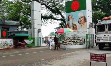 স্থলবন্দর দিয়ে বাংলাদেশ থেকে পোশাকসহ বিভিন্ন পণ্য আমদানি বন্ধ করলো ভারত
