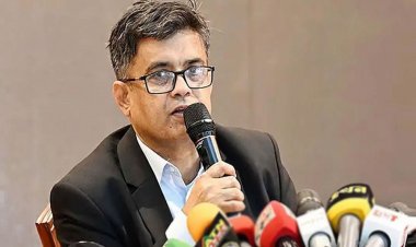 গভীর রাতে ফেসবুকে প্রেস সচিবের পোস্ট