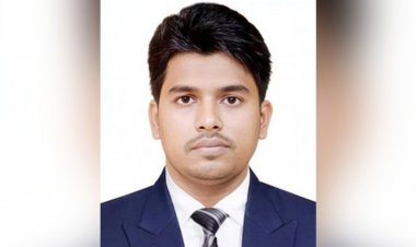 উপদেষ্টা আসিফের সাবেক এপিএস মোয়াজ্জেমের দেশত্যাগে নিষেধাজ্ঞা