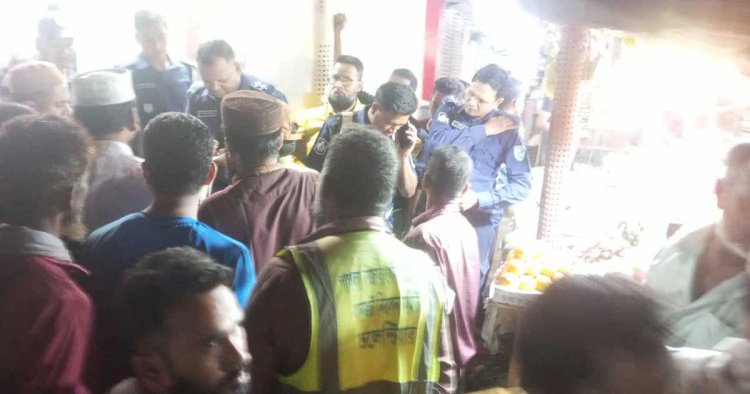 মোটরসাইকেলে আসা ২ দুর্বৃত্তের গুলিতে ব্যবসায়ী গুলিবিদ্ধ, ঢামেকে ভর্তি