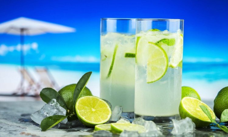 খালি পেটে প্রতিদিন লেবুর পানি, উপকারিতা কতটুকু?