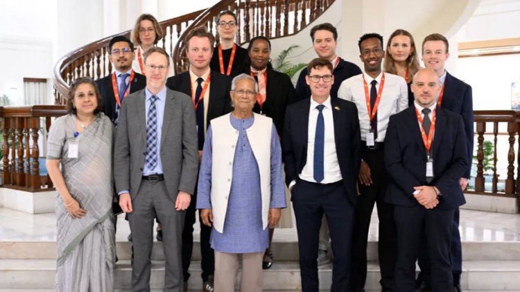 রাজনীতিতে তরুণদের আরও বেশি অংশগ্রহণের আহ্বান প্রধান উপদেষ্টার