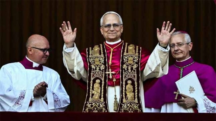 ক্যাথলিক চার্চের নতুন পোপ যুক্তরাষ্ট্রের রবার্ট প্রিভোস্ট